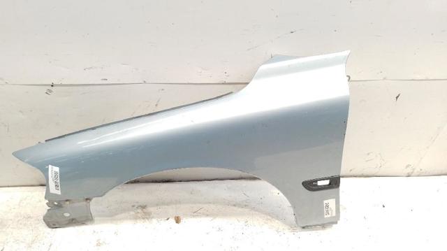 Błotnik przedni lewy 30796492 VOLVO