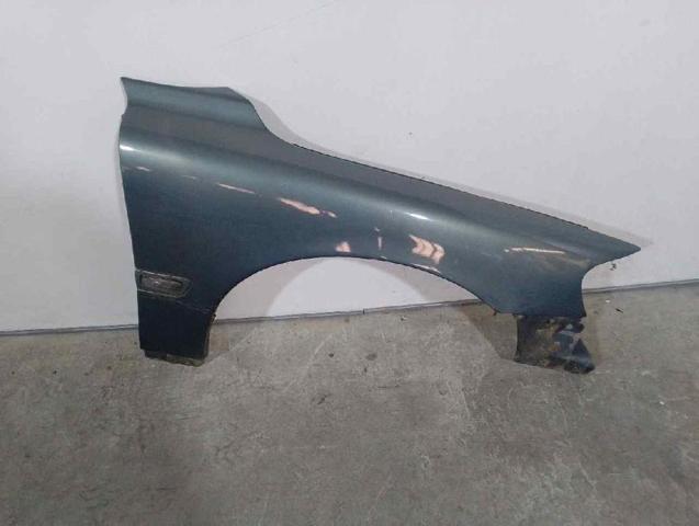 Błotnik przedni prawy 30796493 VOLVO