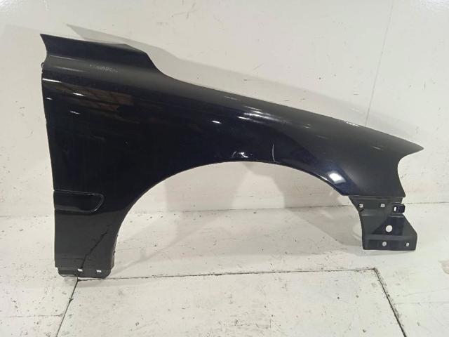 Błotnik przedni prawy 30796493 VOLVO