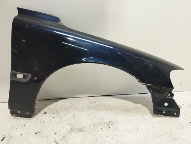 Błotnik przedni prawy 30796493 VOLVO