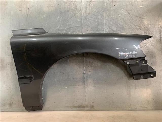 Błotnik przedni prawy 30796493 VOLVO