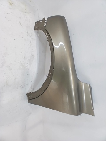 Błotnik przedni lewy 30796494 VOLVO