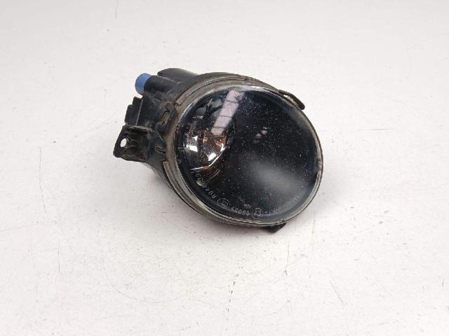 Lampa przeciwmgielna lewa 30796680 VOLVO