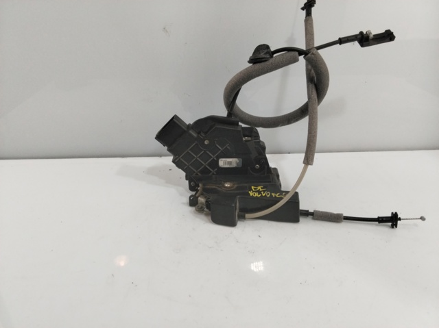 Zamek drzwi przednich lewych 30799308 VOLVO