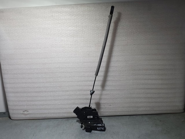 Zamek drzwi przednich lewych 30799308 VOLVO