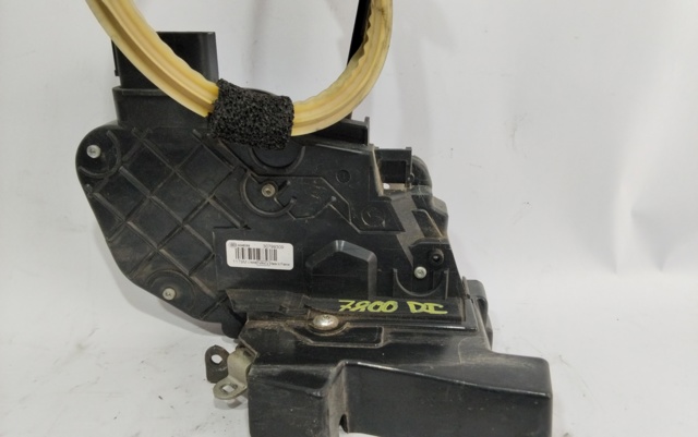 Zamek drzwi przednich lewych 30799309 VOLVO