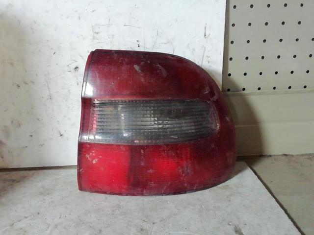 Lampa zespolona tylna prawa Volvo V40 VW