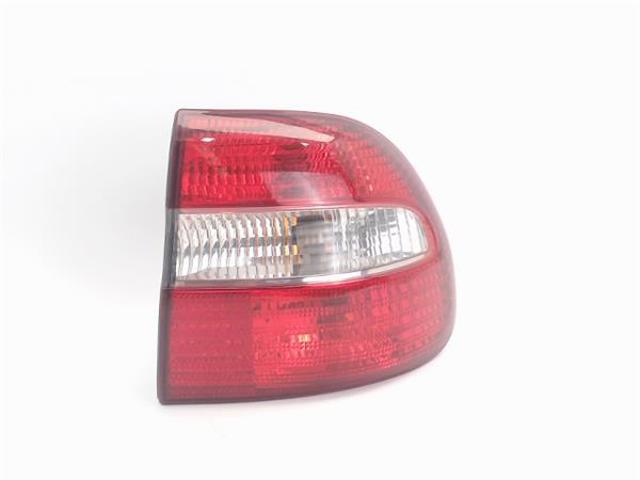 Lampa zespolona tylna prawa Volvo V40 VW