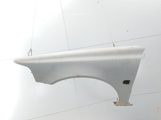 Błotnik przedni lewy 30802306 VOLVO