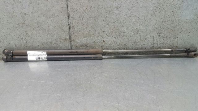 Amortyzator klapy bagażnika (3/5 drzwi-tylnych) 30803472 VOLVO