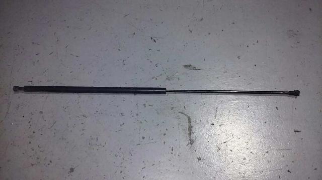 Amortyzator maski Volvo V40 VW