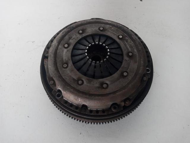 Docisk sprzęgła Audi A4 8E2