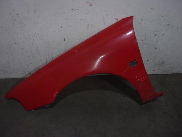Błotnik przedni lewy 30844333 VOLVO
