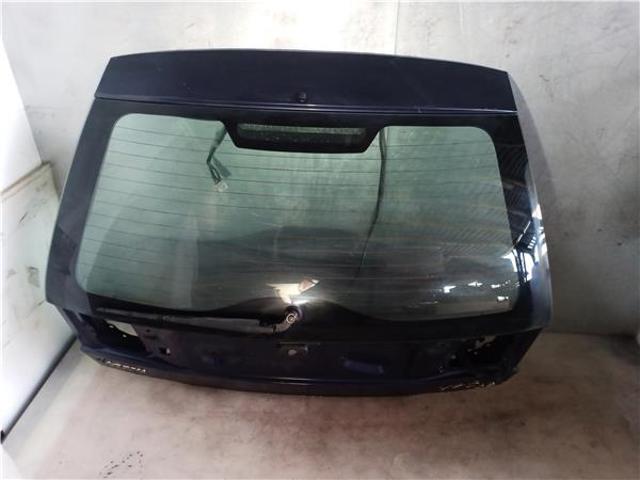  do Volvo V40  (VW)