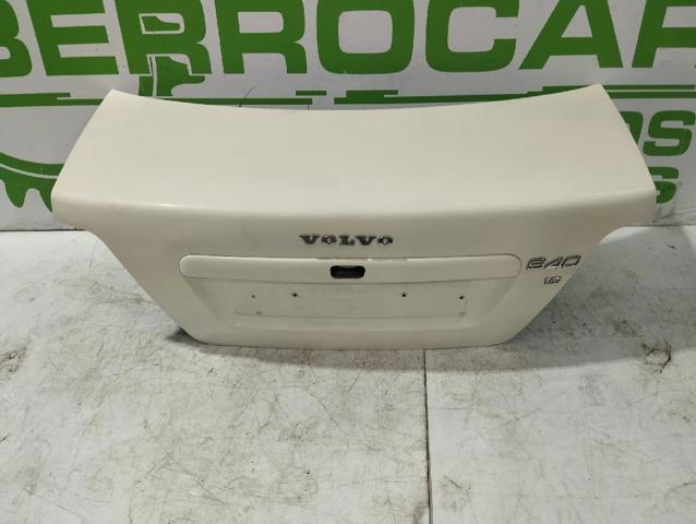 Klapa bagażnika Volvo S40 1 VS