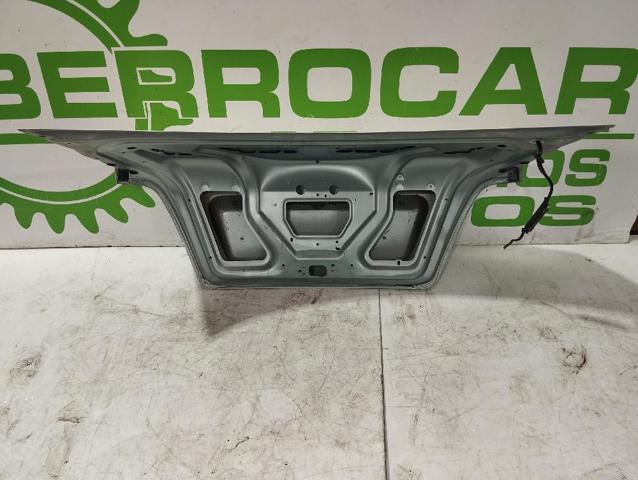 Klapa bagażnika Volvo S40 1 VS