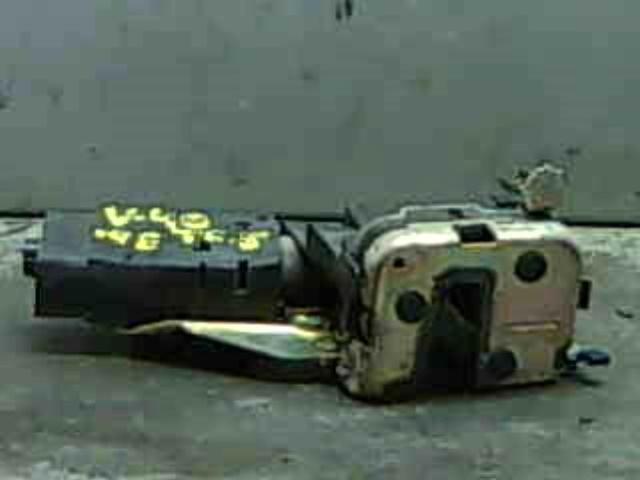 Zamek drzwi tylnych lewych 30850806 VOLVO