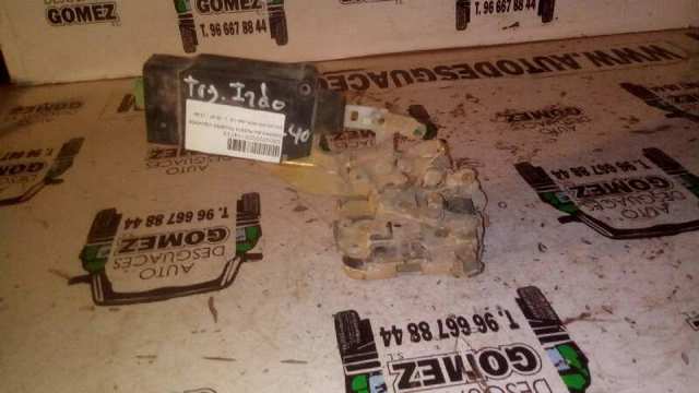 Zamek drzwi tylnych lewych 30850806 VOLVO