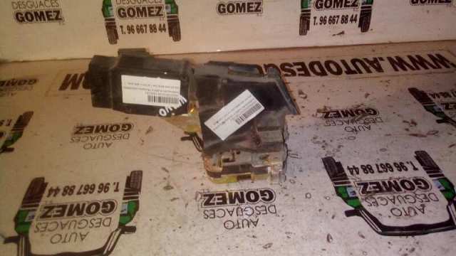 Zamek drzwi tylnych lewych 30850806 VOLVO