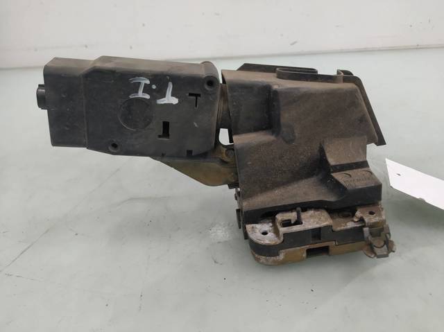 Zamek drzwi tylnych lewych 30850806 VOLVO