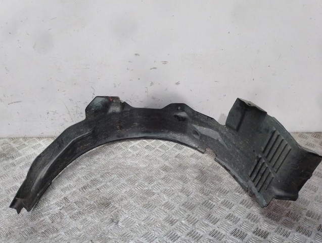 Nadkole błotnika przedniego lewe Volvo V40 VW