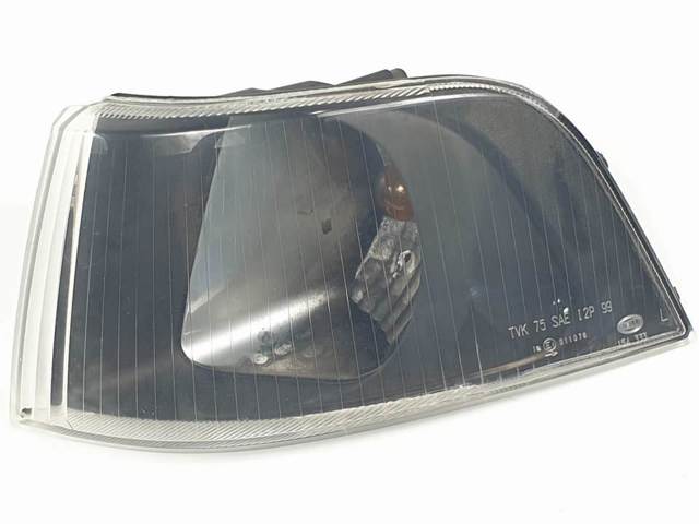 Kierunkowskaz lewy 30865562 VOLVO