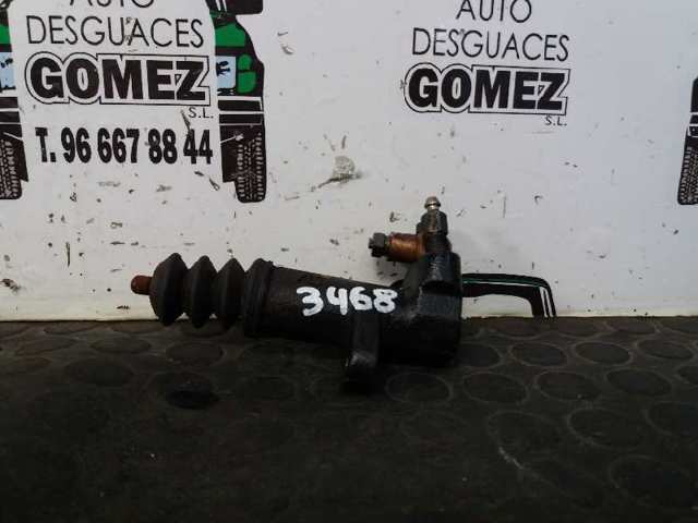 Cylinder roboczy sprzęgła 30871688 VOLVO