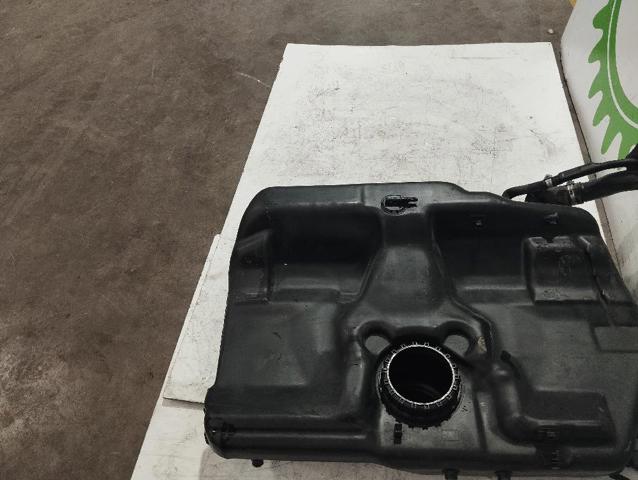 Zbiornik paliwa Volvo V40 VW