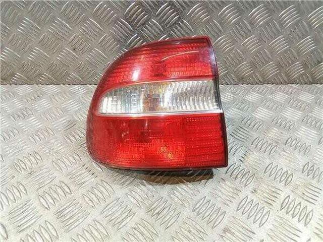 Lampa tylna Volvo V40