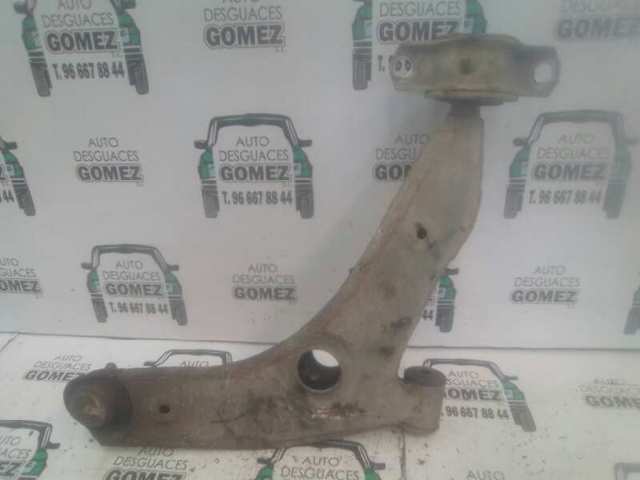 Wahacz zawieszenia przedniego dolny lewy 30889962 VOLVO