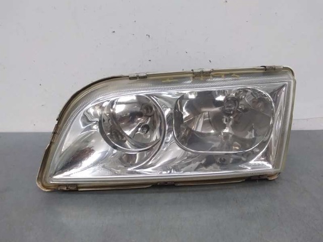 Reflektor lewy 30899682 VOLVO