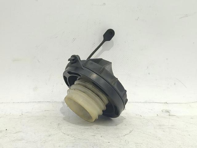 Korek wlewu paliwa KIA Magentis 1 GD