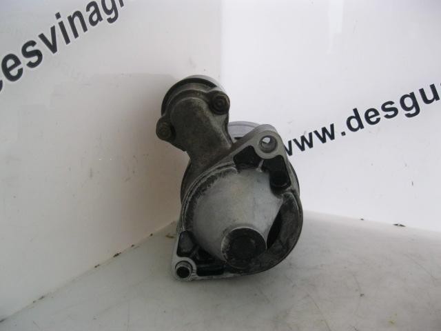 Rozrusznik 3110082011 SUZUKI