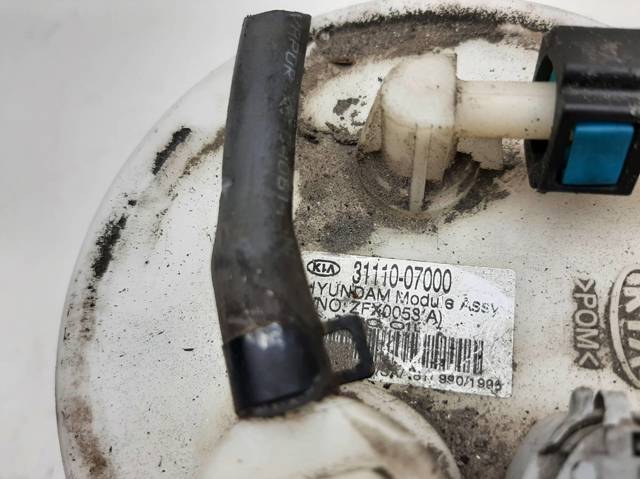 Moduł pompy paliwowej z czujnikiem poziomu paliwa 3111007000 HYUNDAI