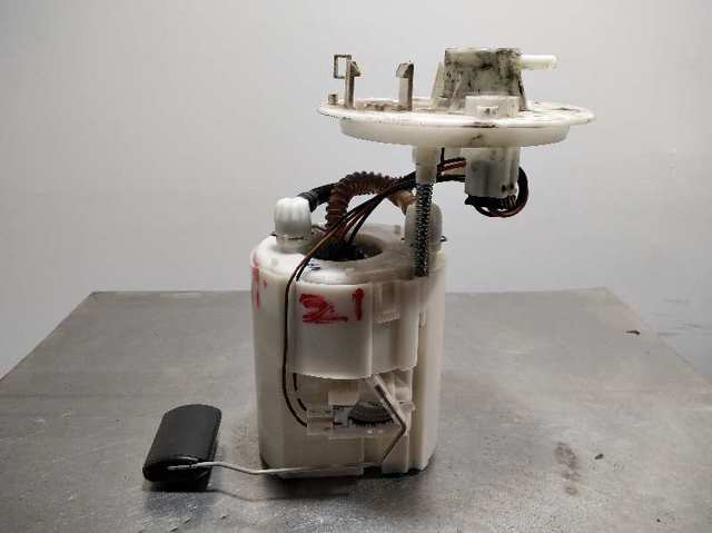 Moduł pompy paliwowej z czujnikiem poziomu paliwa 311101R200 HYUNDAI