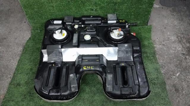 Moduł pompy paliwowej z czujnikiem poziomu paliwa Hyundai Sonata 5 NF