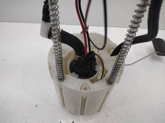 Moduł pompy paliwowej z czujnikiem poziomu paliwa KIA Sportage 4 QL