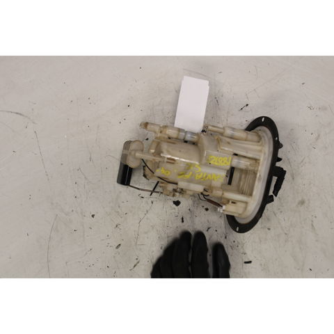 Moduł pompy paliwowej z czujnikiem poziomu paliwa Hyundai Santa Fe 1 SM