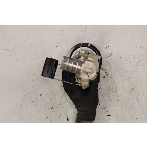 Moduł pompy paliwowej z czujnikiem poziomu paliwa Hyundai Santa Fe 1 SM