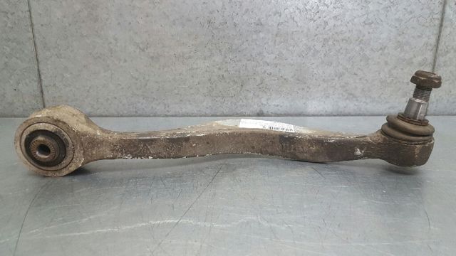 Wahacz zawieszenia przedniego dolny prawy 31121139988 BMW