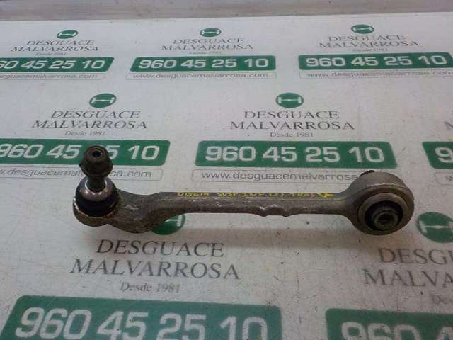 Wahacz zawieszenia przedniego dolny lewy 31122405859 BMW
