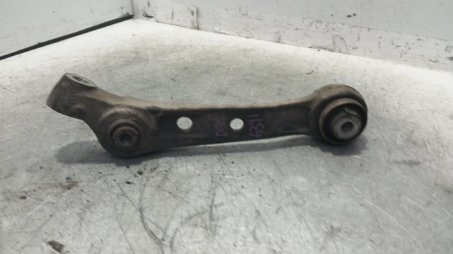 Wahacz zawieszenia przedniego dolny prawy 31126777744 BMW