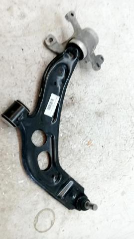 Wahacz zawieszenia przedniego dolny lewy 31126879843 BMW