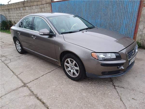 Reflektor przeciwmgielny Volvo S80