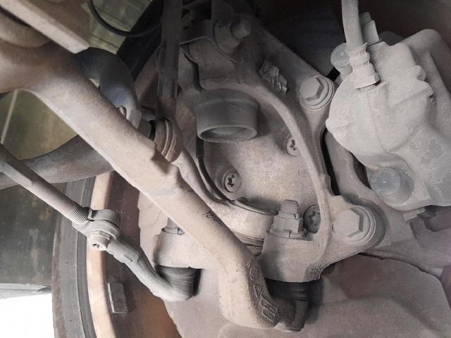 Czop (zwrotnica) przedni prawy 31216865144 BMW