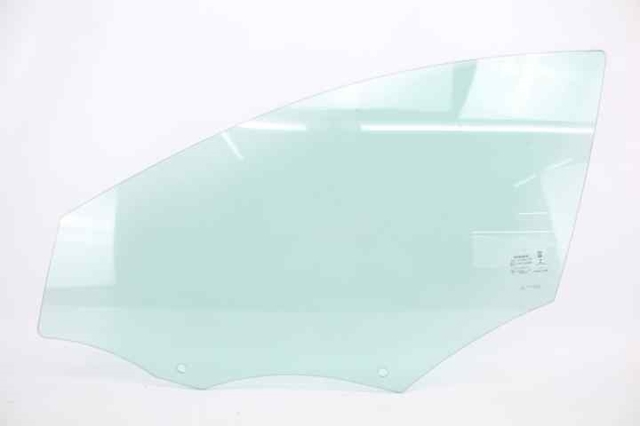Szyba drzwi lewych przednich 31218995 VOLVO