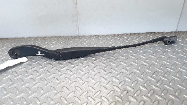 Ramię wycieraczki szyby przedniej 31253996 VOLVO