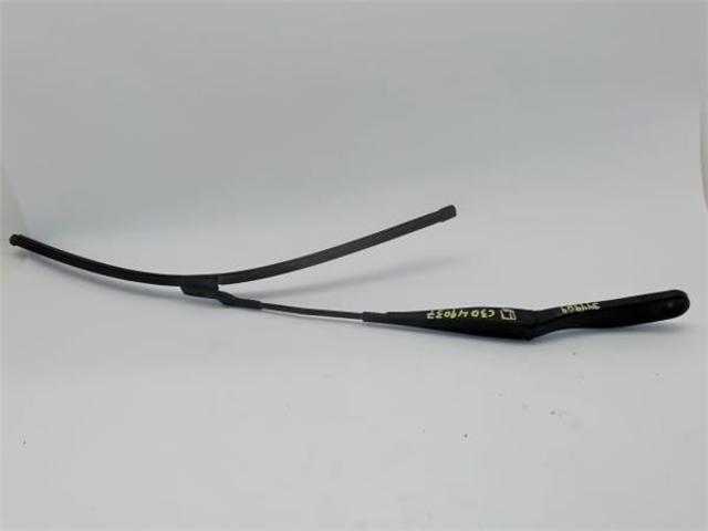 Ramię wycieraczki szyby przedniej 31253996 VOLVO