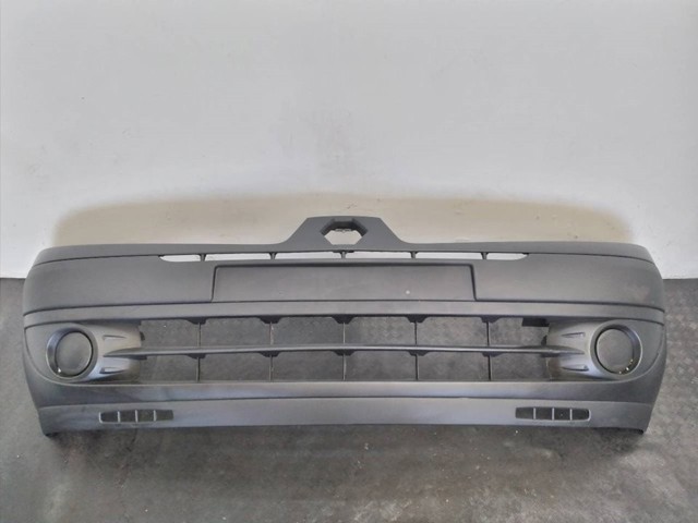Zderzak przedni 31262500 RENAULT