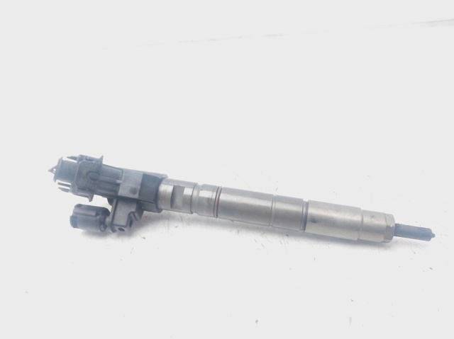 Wtryskiwacz paliwa 31272690 VOLVO
